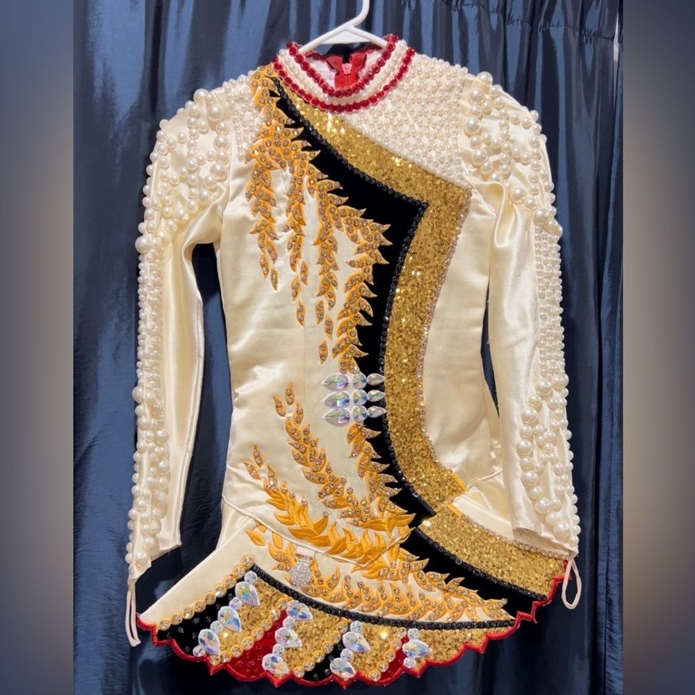 Irish Dance Solo Dress, great for U9-U11. John Carey design